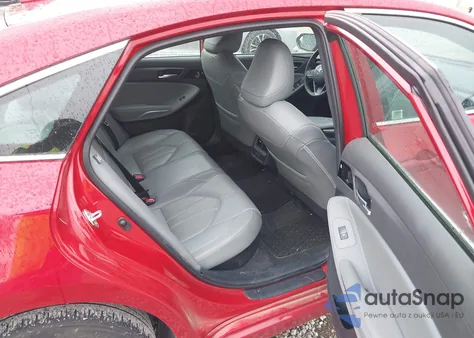 2021 Toyota Avalon Xle Hybrid z USA, uszkodzony, nr VIN 4T1AA1AB5MU010640